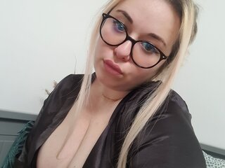 MikkyThomas camshow webcam live